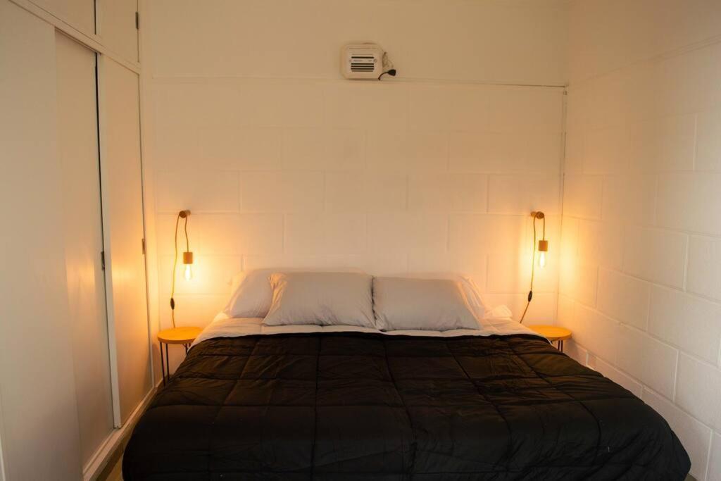 Hermoso Y Comodo Alojamiento Con Patio En Nunez Buenos Aires Kültér fotó