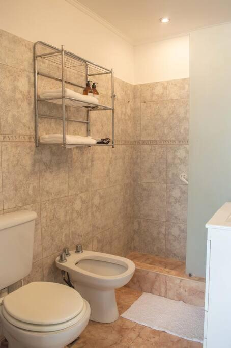 Hermoso Y Comodo Alojamiento Con Patio En Nunez Buenos Aires Kültér fotó
